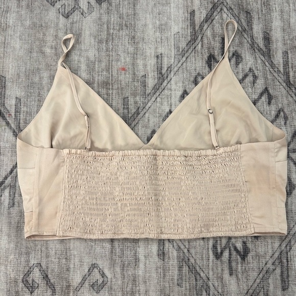 Abercrombie & Fitch Satin Tank Top Cropped V-neck Camisole Cami XL NWT tan - Picture 2 of 4